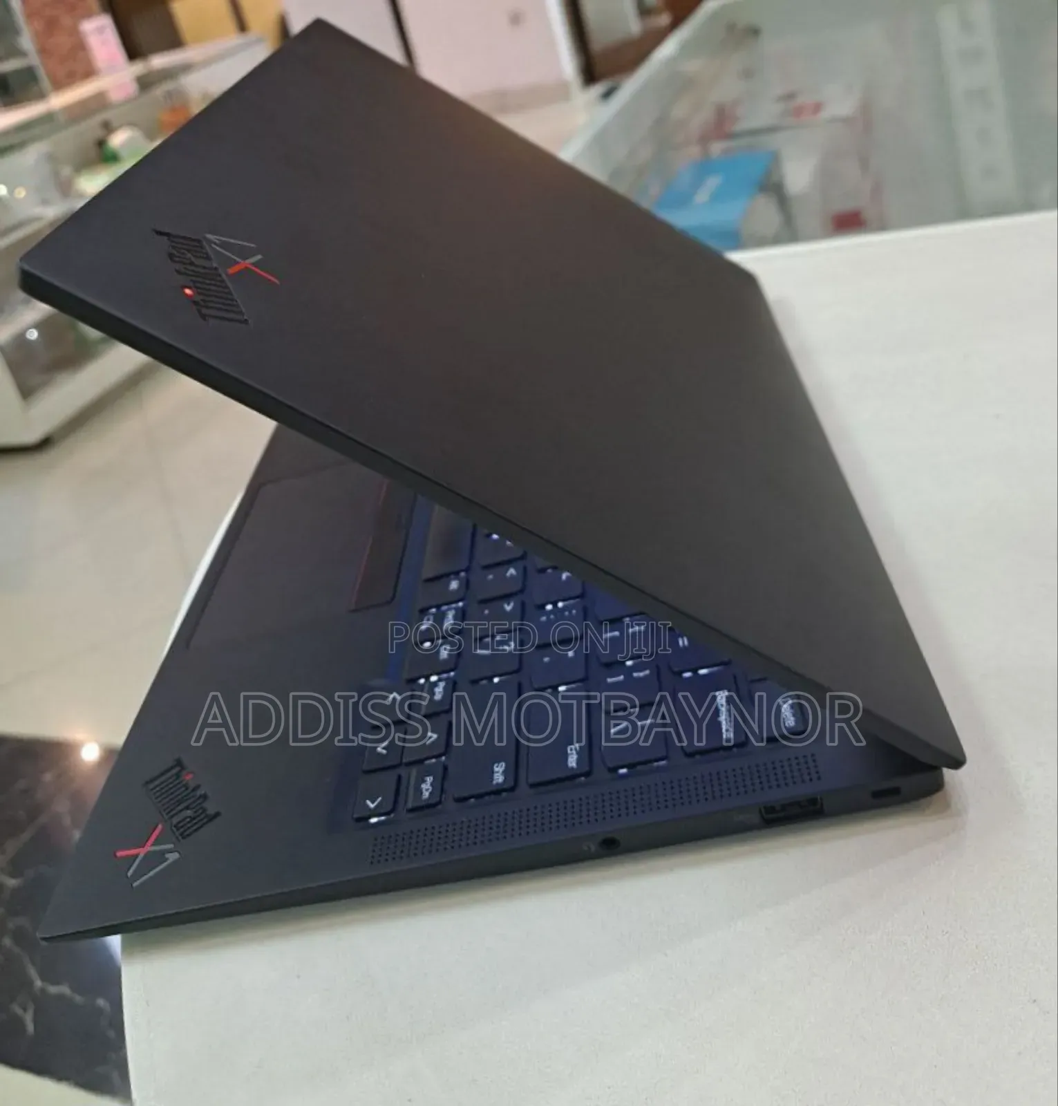 New Laptop Lenovo ThinkPad Yoga 16GB Intel Core I7 SSD 512GB