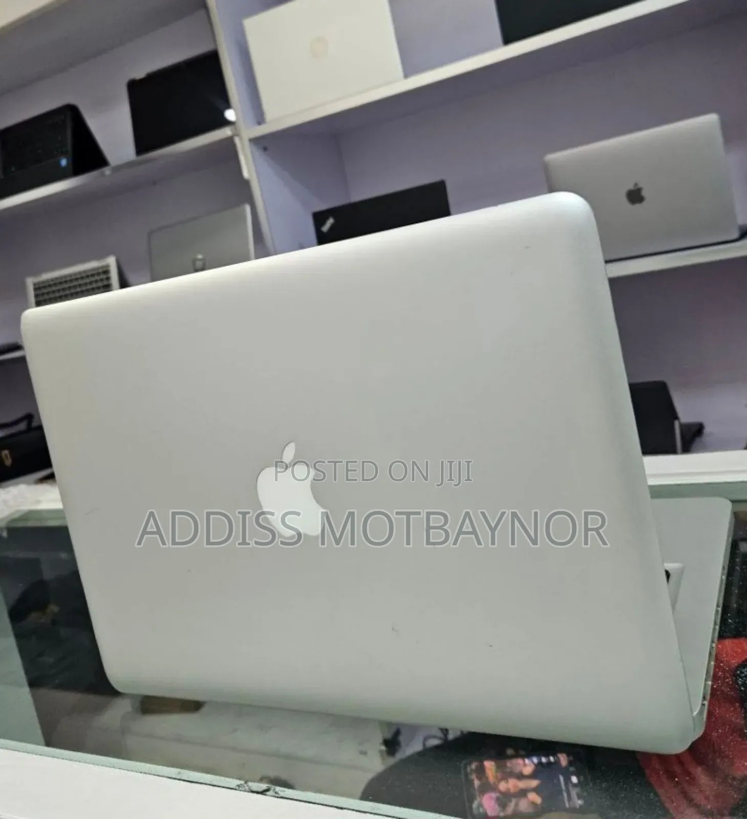 New Laptop Apple MacBook 2015 4GB Intel Core I5 SSD 500GB
