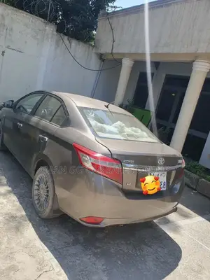 Toyota Yaris 2014 Gray