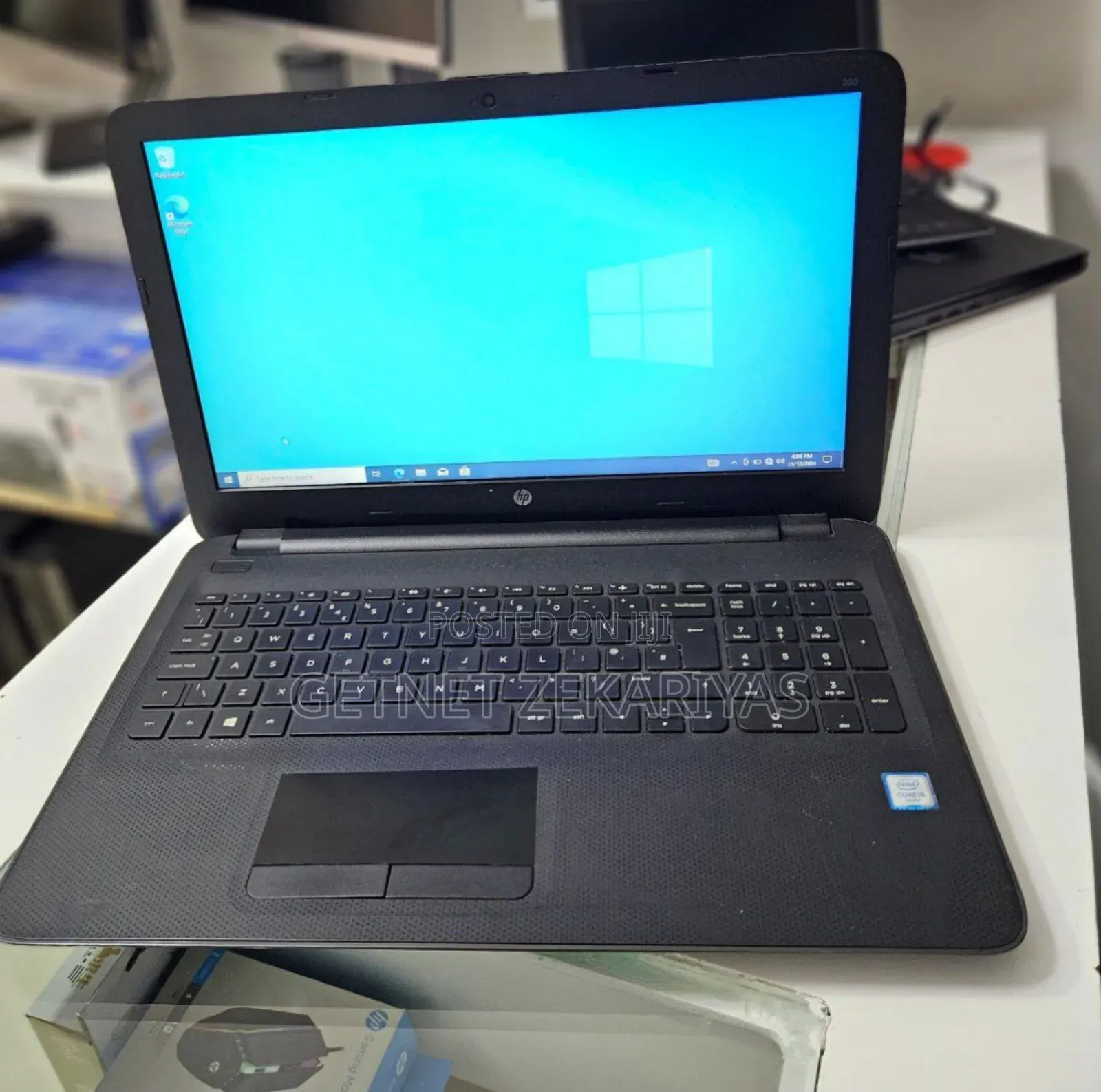 New Laptop HP Stream Notebook 8GB Intel Core I5 HDD 1T