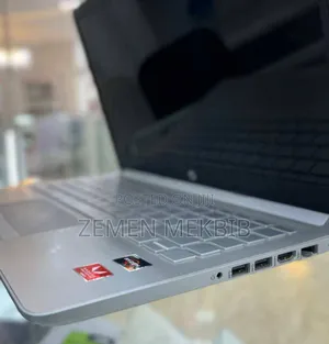New Laptop HP 8GB AMD Ryzen 5 SSD 512GB