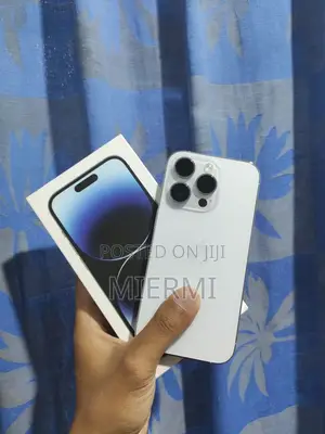 Photo - Apple iPhone 14 Pro 1 TB White