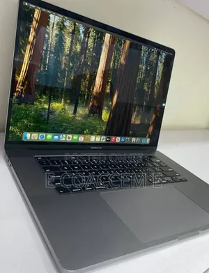 New Laptop Apple MacBook 16GB Intel Core I9 SSD 1T