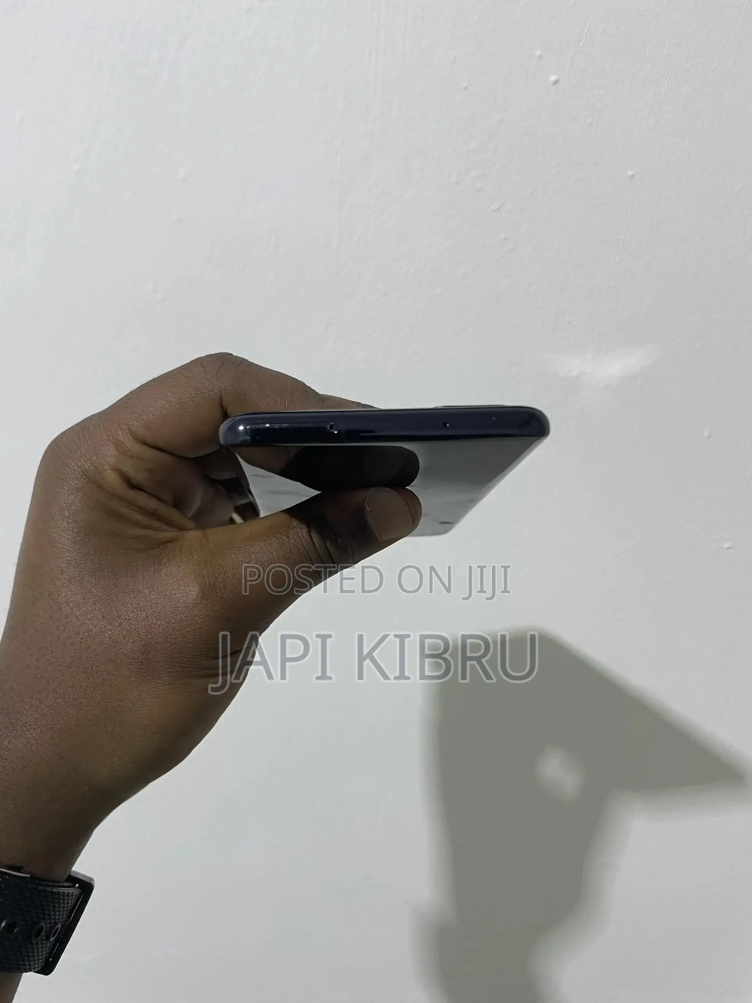 New Samsung Galaxy S20+ 5G 256 GB Black