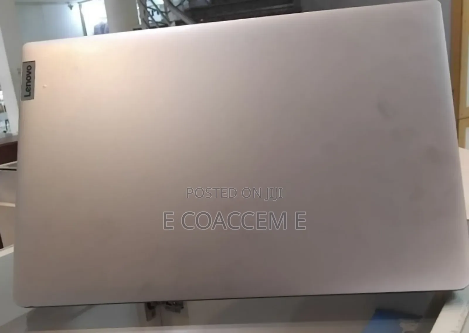 New Laptop Lenovo 4GB Intel SSD 256GB