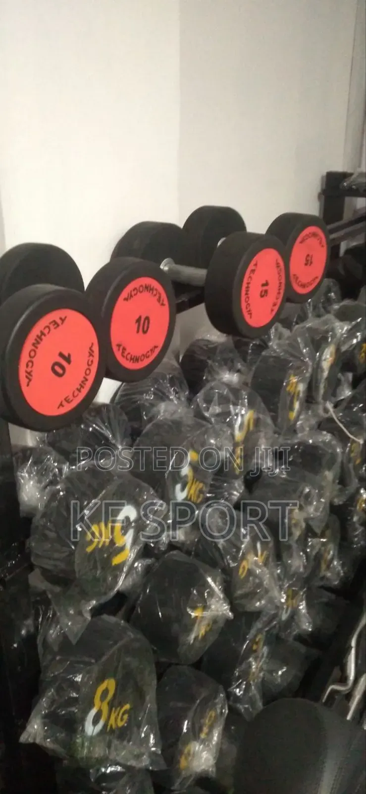 የተለያዩ ዘመናዊ ዳምፔሎችና ባርቤሎች( Dumbbell and Barbell)