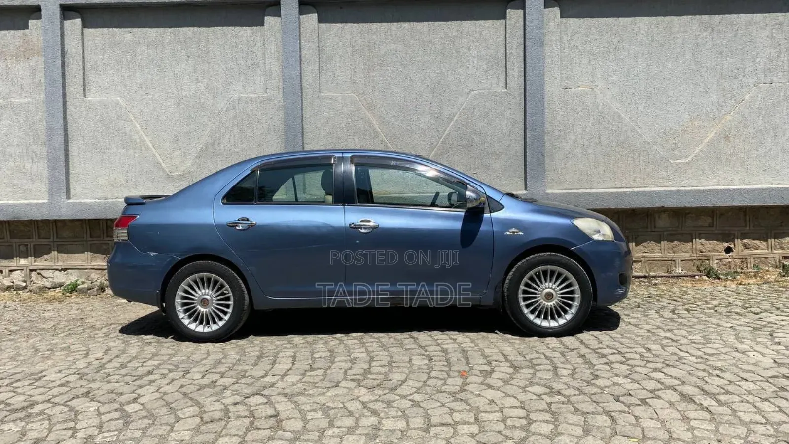 Toyota Yaris 2010 Blue