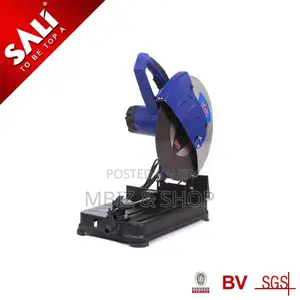 Photo - Sali Cut Off