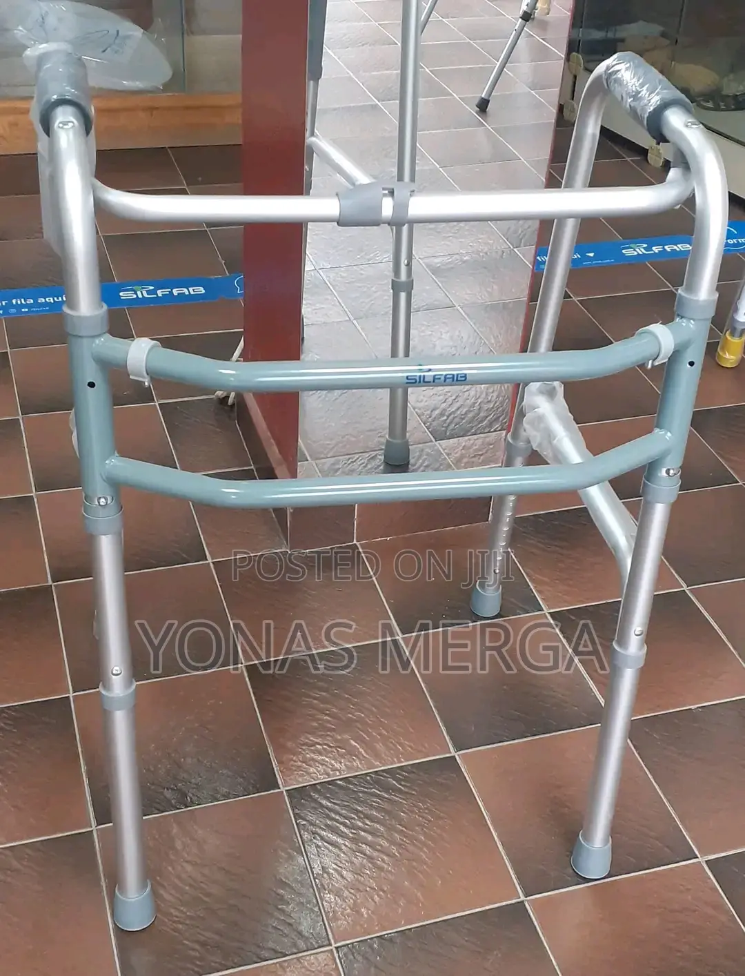 Adjustable,Walker 20 Inches, Age Group: Pediatric Walkers