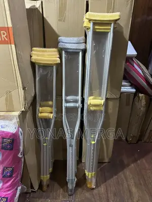 Photo - Bilateral Crutches /Cru_001high Quality Aluminum Crutches L