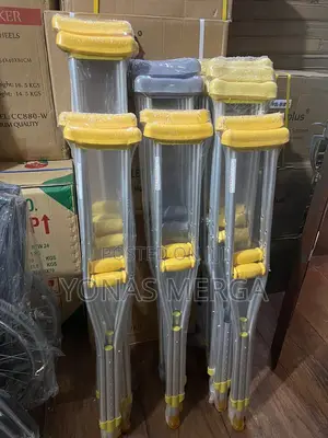 Photo - Auxiliary Crutches €¥ክራንችcrutches፮0walking for Adults9easy