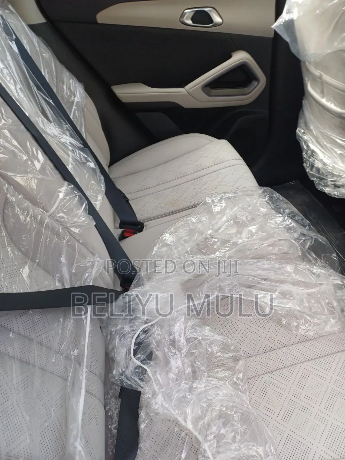 New BYD Yuan Up 45 kWh FWD 2024 Gray