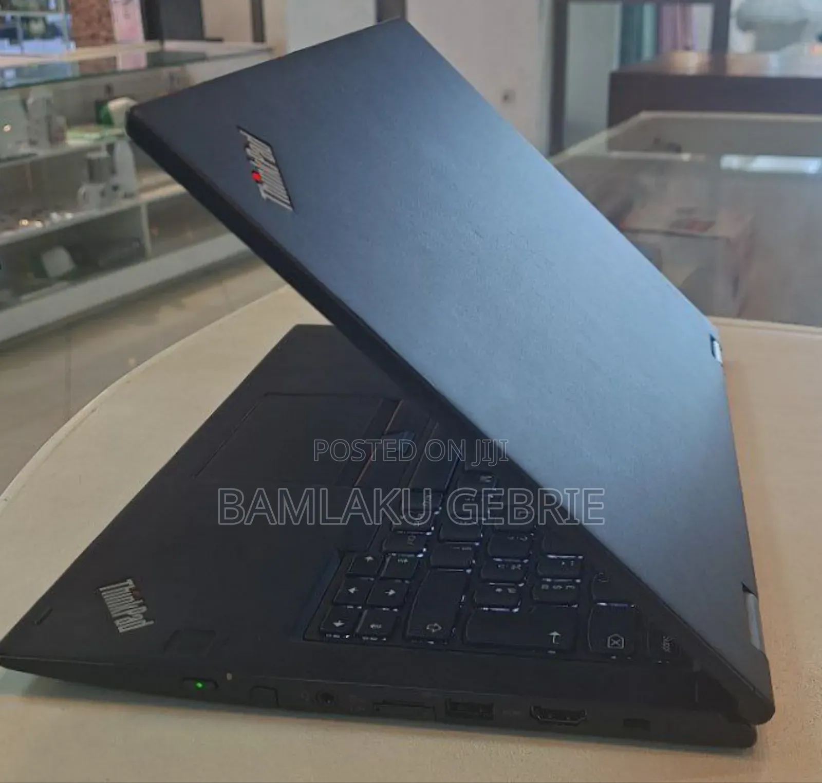 New Laptop Lenovo ThinkPad Yoga 370 8GB Intel Core I5 SSD 512GB