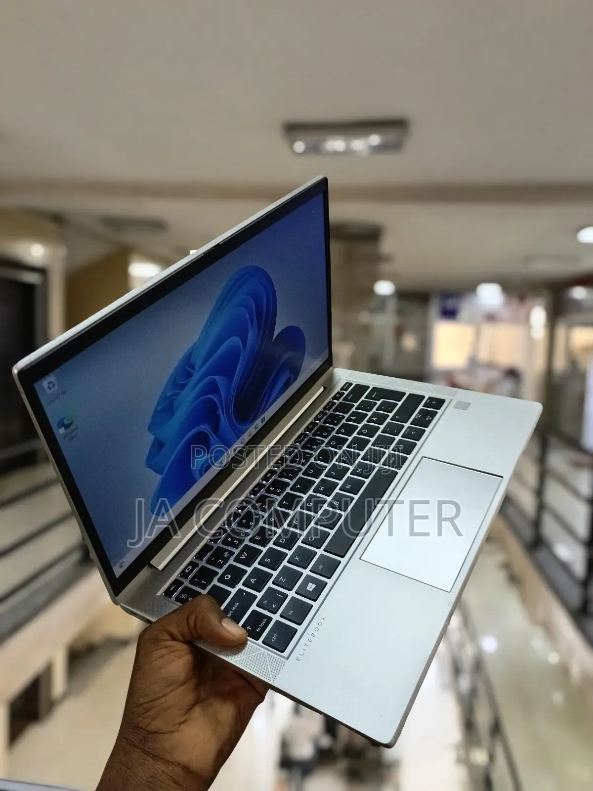 New Laptop HP EliteBook 830 G7 16GB Intel Core I5 SSD 512GB
