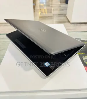 New Laptop Dell Precision 7520 16GB Intel Core I7 SSD 512GB