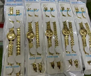 Photo - Saigo Watch With Bracelet for Women