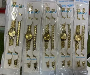 Saigo Watch With Bracelet for Women