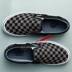 Ladies Dama Vans 
 Made in Vietnam