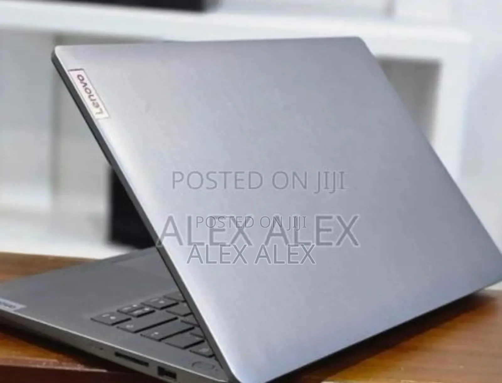 New Laptop Lenovo Ideapad 3 8GB Intel Core i5 HDD 1T