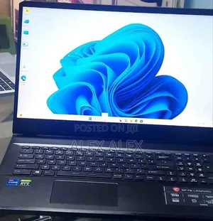 New Laptop MSI GP75 Leopard 16GB Intel Core i7 SSD 1T