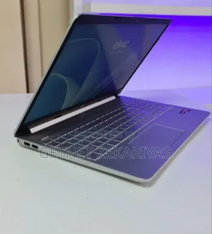 New Laptop HP Stream Notebook 8GB AMD Ryzen 5 SSD 512GB