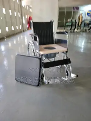 Toilet Wheelchair፵9removable ፖፖfor Easy Cleaning Lid Hygiene