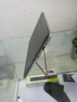 New Laptop HP Elite X2 1012 8GB Intel Core I5 SSD 256GB