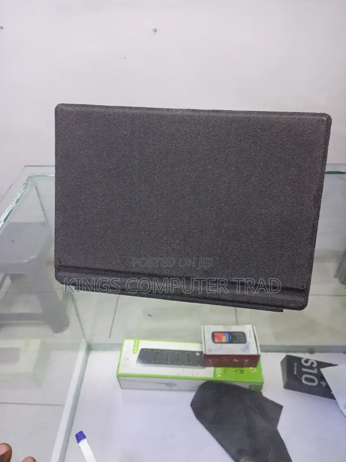 New Laptop HP Elite X2 1012 8GB Intel Core I5 SSD 256GB