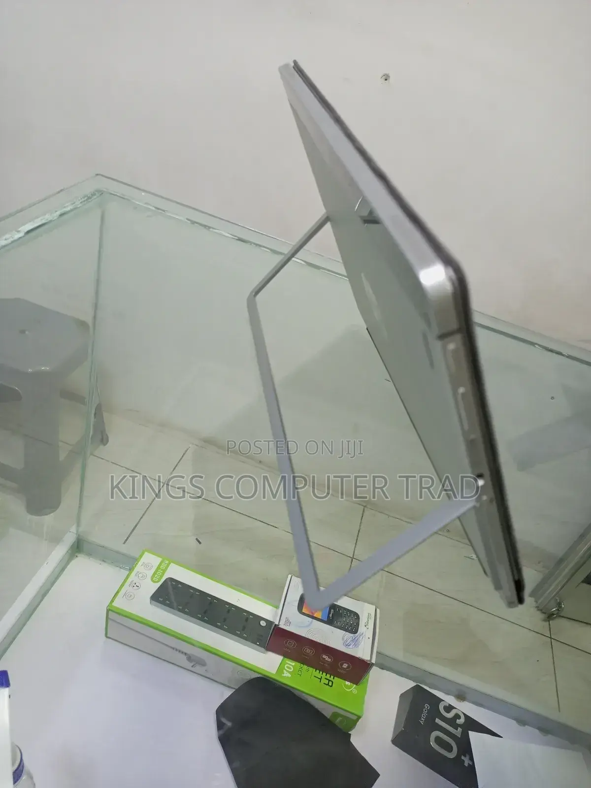 New Laptop HP Elite X2 1012 8GB Intel Core I5 SSD 256GB