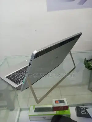 Photo - New Laptop HP Elite X2 1012 8GB Intel Core I5 SSD 256GB