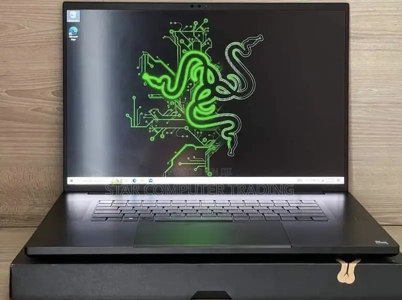 New Laptop Razer Blade 32GB Intel Core I9 SSD 2T