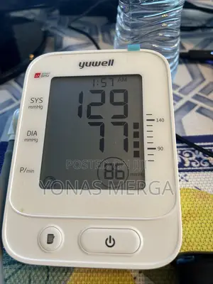 Photo - High-Quality Digital Blood Pressure Monitor፮¢Memory. Uses: