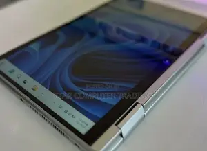 New Laptop HP Envy X360 8GB Intel Core I7 SSD 1T