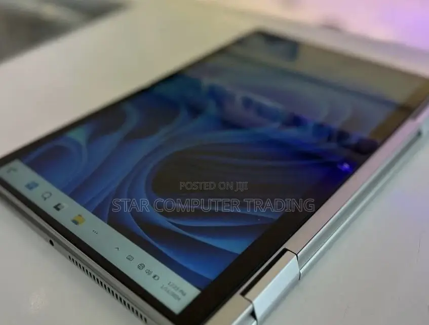 New Laptop HP Envy X360 8GB Intel Core I7 SSD 1T