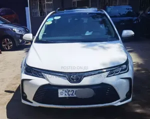 Toyota Corolla 2022 White