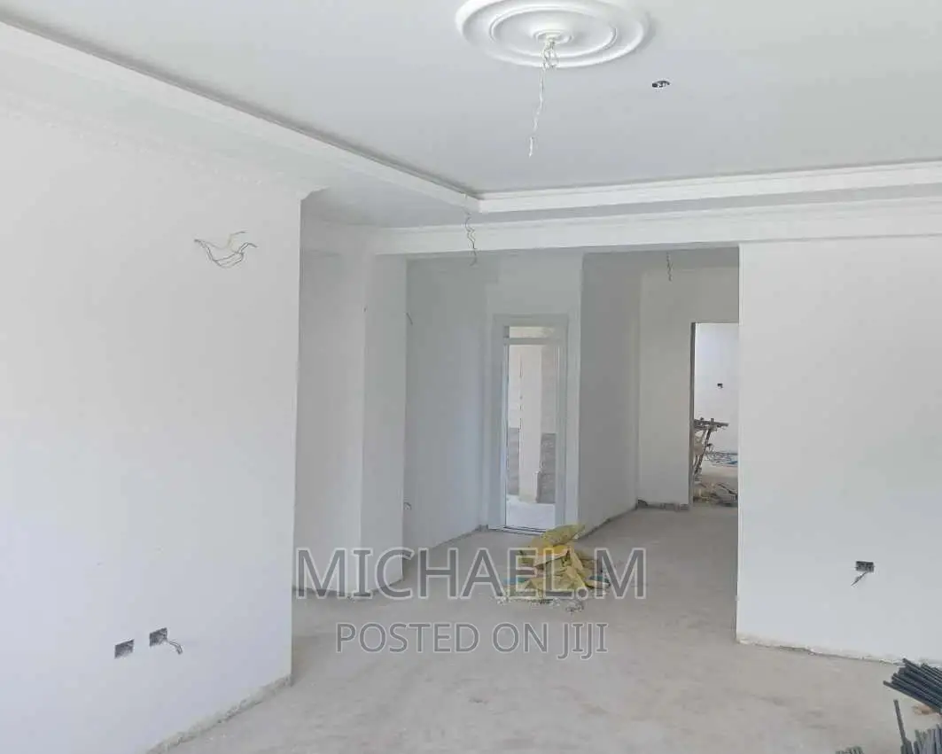 Furnished 3bdrm Apartment in Siket, Arada for Sale