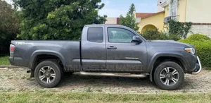 Toyota Tacoma 4dr Double Cab 2016 Gray