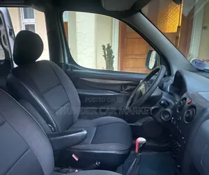 Toyota Tacoma 4dr Double Cab 2016 Gray