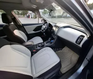 Hyundai Creta 2023 Silver