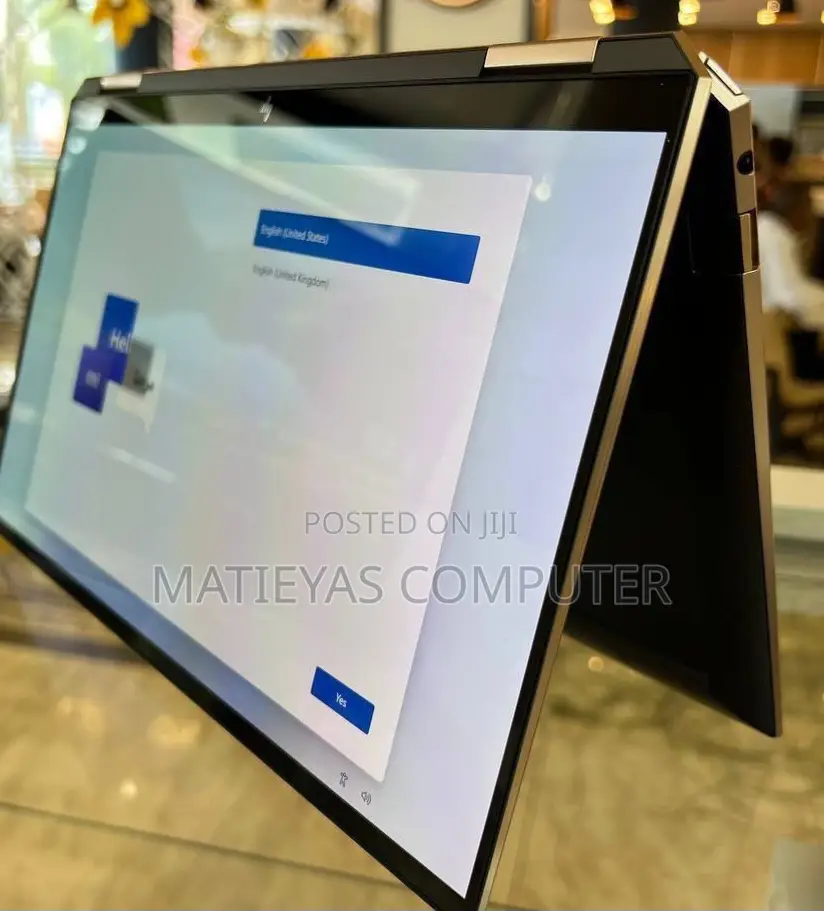 New Laptop HP Spectre 16GB Intel Core I7 SSD 1T