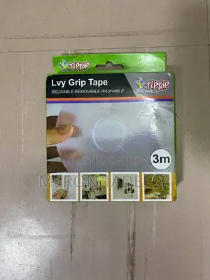 Photo - ፎቶ ፍሬም ለመስቀል ግርግዳ መቆርቆር ቀረ No Drilling!Hang Photos With Tape