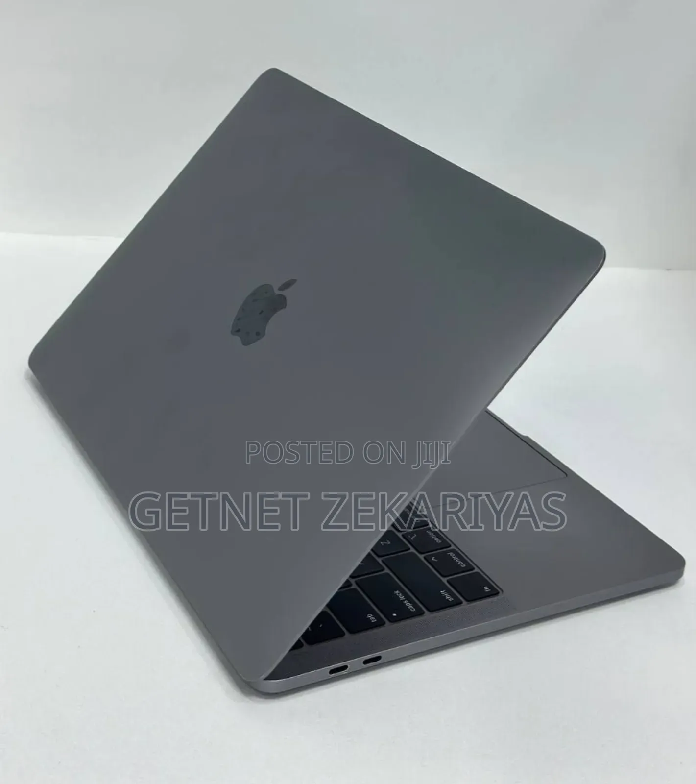 New Laptop Apple MacBook Pro 2019 8GB Intel Core I5 SSD 256GB