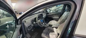 Photo - New Volkswagen ID.4 2023 Blue