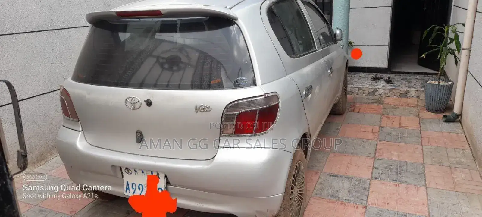Toyota Vitz 2001 Silver