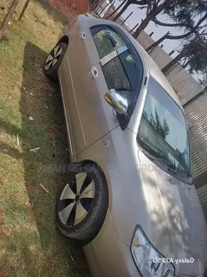 Photo - Toyota Corolla 2007 Gray