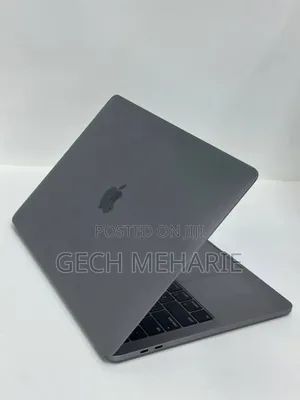 New Laptop Apple MacBook Pro 2019 8GB Intel Core I5 SSD 256GB