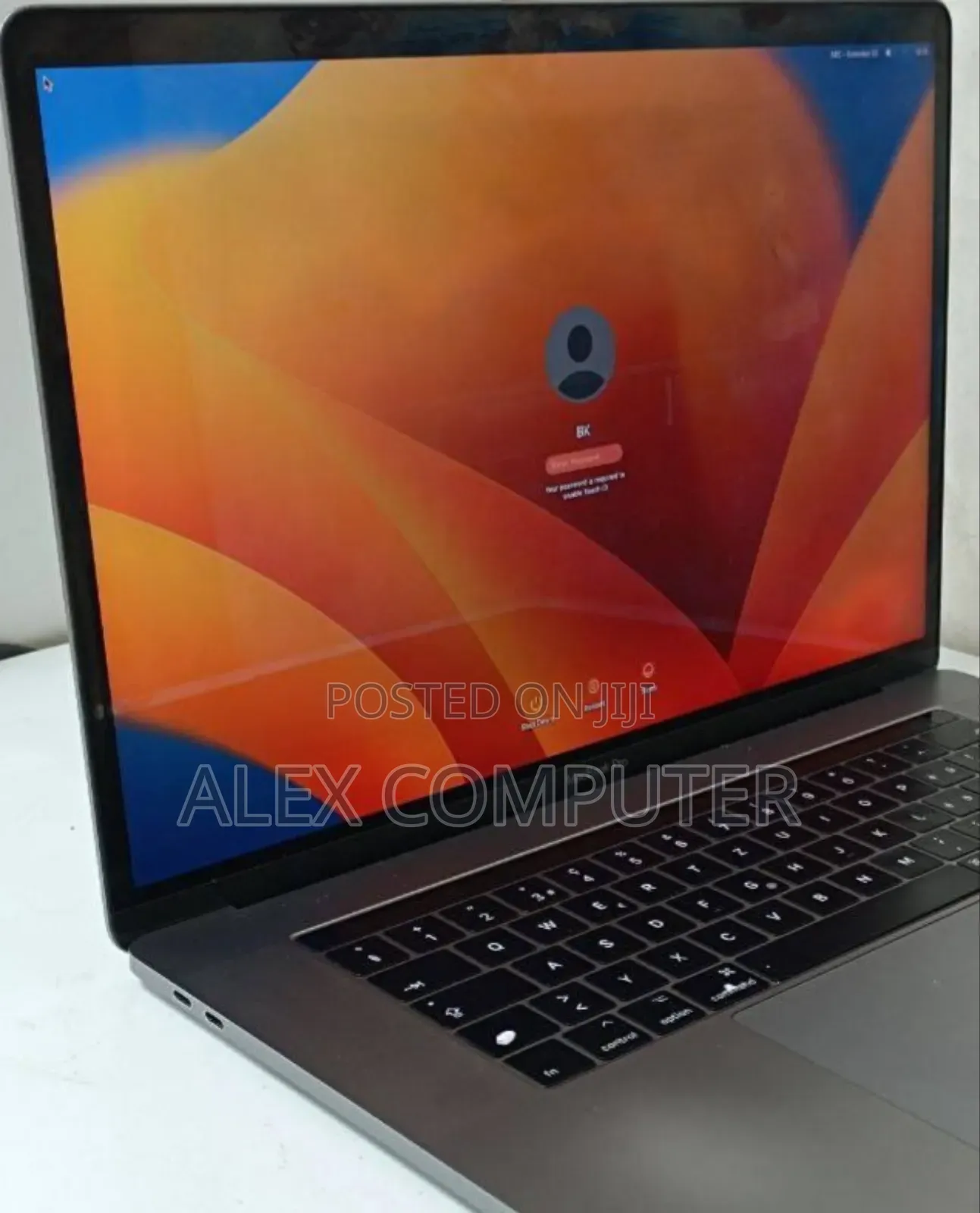 New Laptop Apple MacBook 2017 16GB Intel Core I7 SSD 512GB