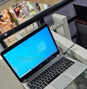 Photo - New Laptop HP Spectra 13 4GB Intel Core I5 SSD 128GB