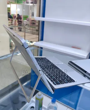New Laptop HP Elite X2 1012 8GB Intel Core M SSD 256GB