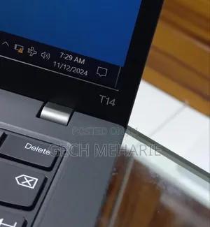 New Laptop Lenovo ThinkPad T14 8GB Intel Core I7 SSD 512GB